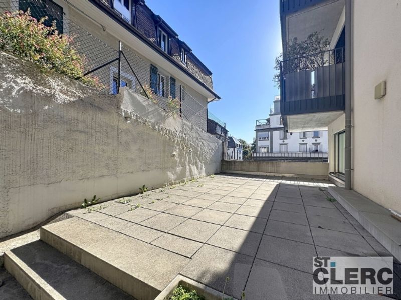 Schöne Wohnung mit großer Terrasse - 1