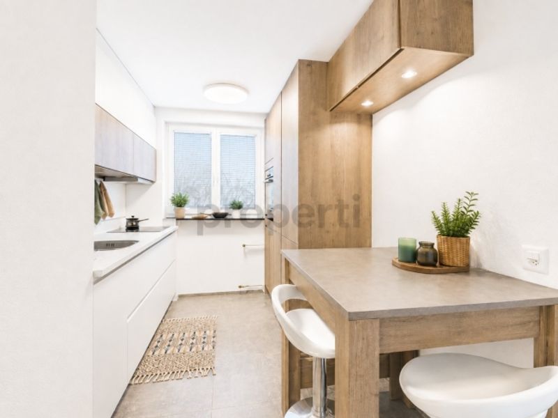 Renovierte 3.5-Zimmer-Wohnung mit Balkon und Einzelgarage in Rheineck - 6