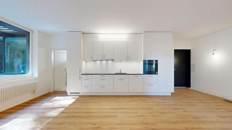 Erstbezug nach Neuausbau - grosszügige 3.5-Zimmerwohnung mit offenem Wohnkonzept - 10
