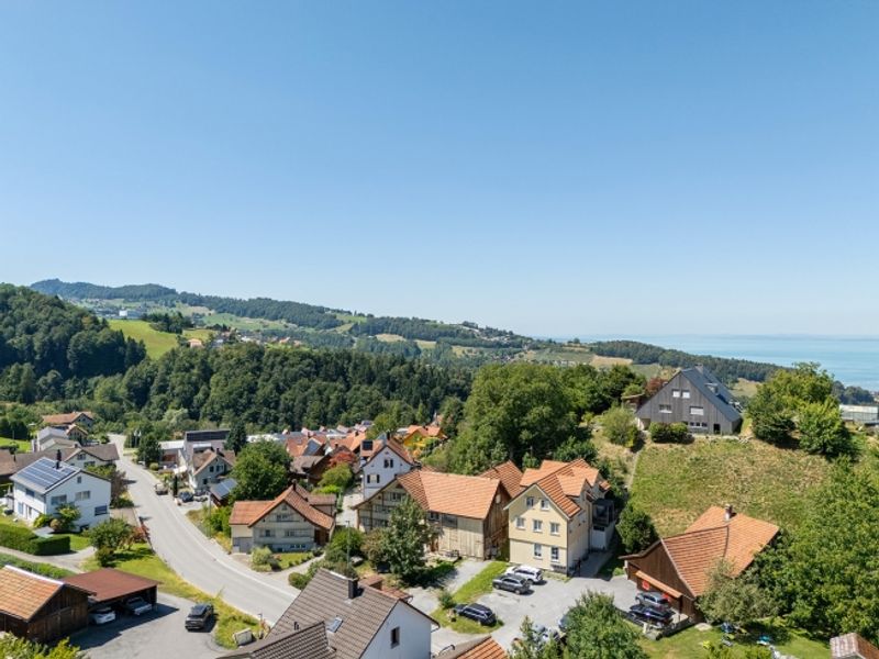 Charaktervolle Liegenschaft mit vielseitigem Potenzial - 12