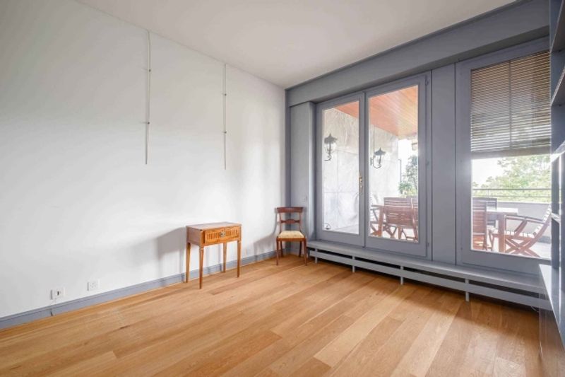 Hervorragende 7-Zimmer-Wohnung in SI mit Reihenhäusern von mehr als 120 m² - 9