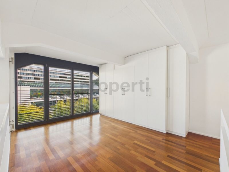 Loft-Ambiente, lichtdurchflutete Räume und Renovierung 2022 - 9