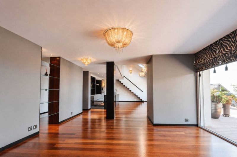 Prächtiges Doppelhaus-Penthouse mit atemberaubendem Seeblick - 9