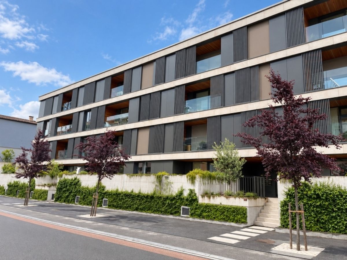 MURALTO, ELEGANTE 2½ ZIMMERWOHNUNG IN ZENTRALER LAGE - 0