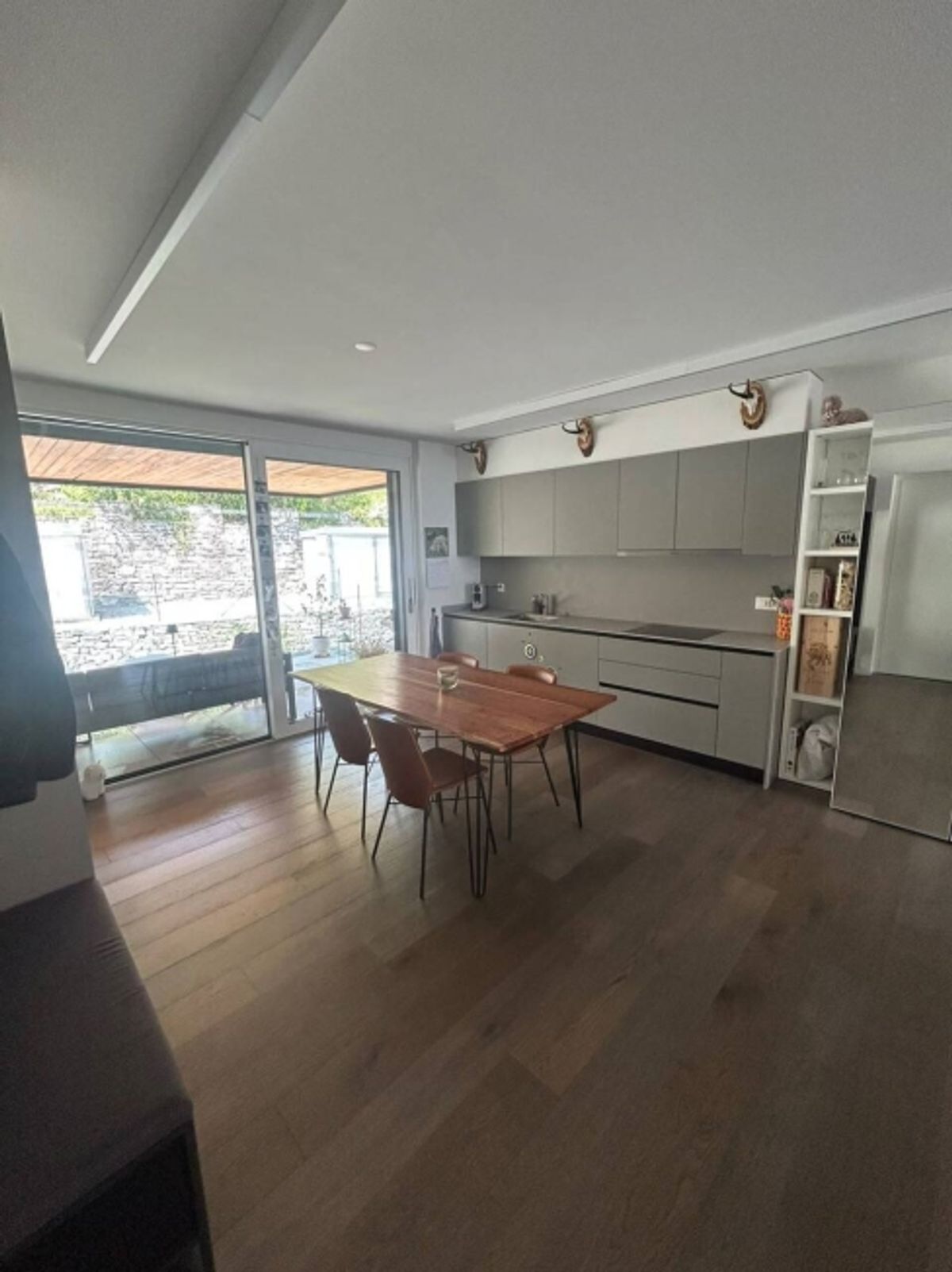 MURALTO, ELEGANTE 2½ ZIMMERWOHNUNG IN ZENTRALER LAGE - 3