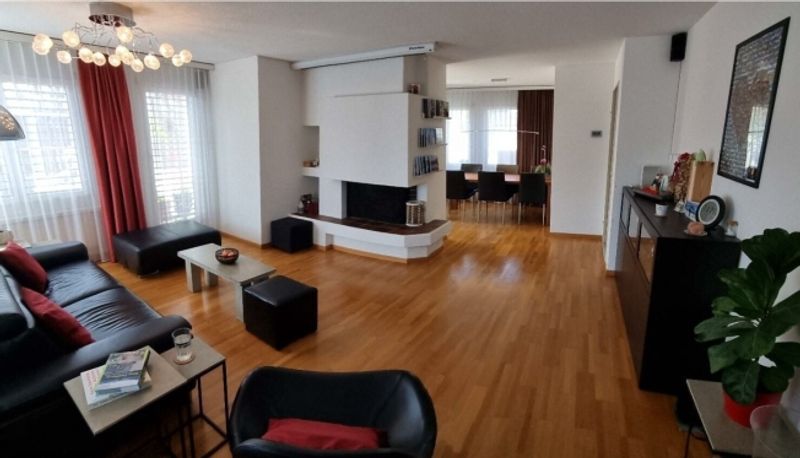 3½ ZIMMER-ATTIKAWOHNUNG IN ZÜRICH - KREIS 11 OERLIKON, MÖBLIERT, TEMPORÄR - 1