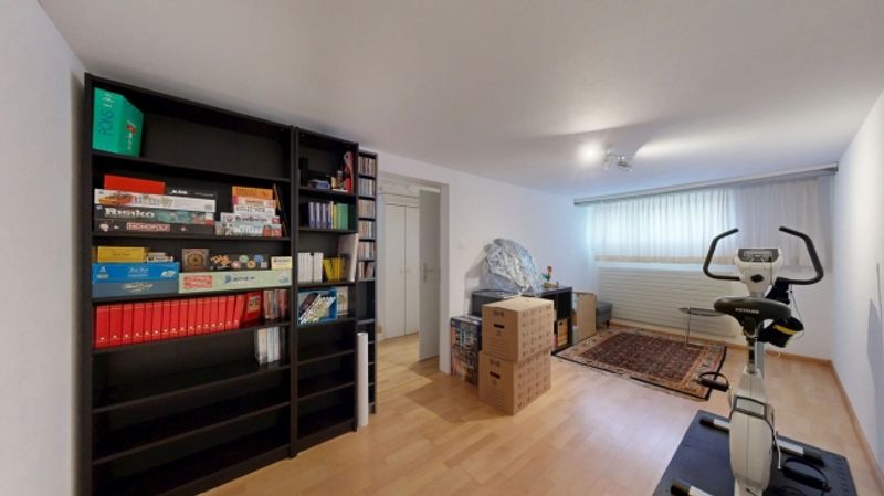 Idyllisches 5.5-Zimmer-Reiheneckhaus mit Garage und Cheminée - 12