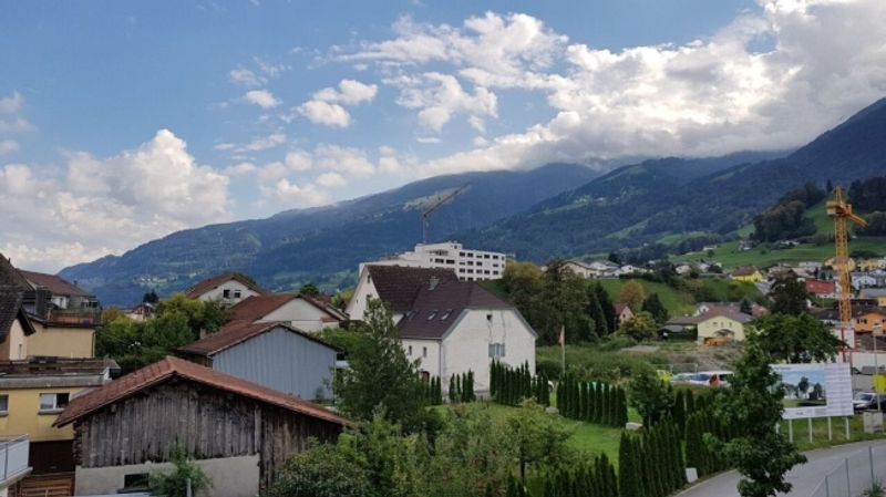 Traumhafte, neuwertige 4.5-Zimmerwohnung mit hohem Ausbaustandard und Balkon - 10