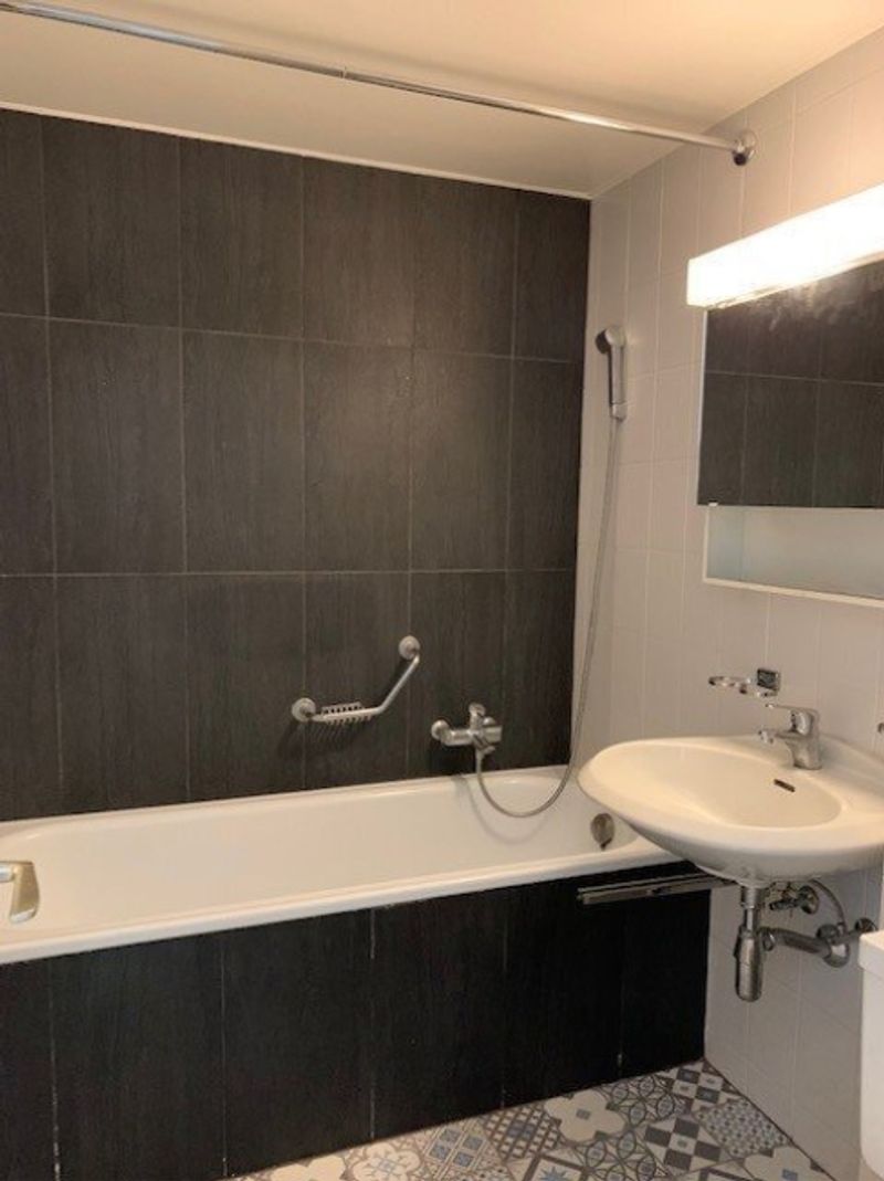 Wohnraum mit 1,0 Zimmern im 5. Stock - 4