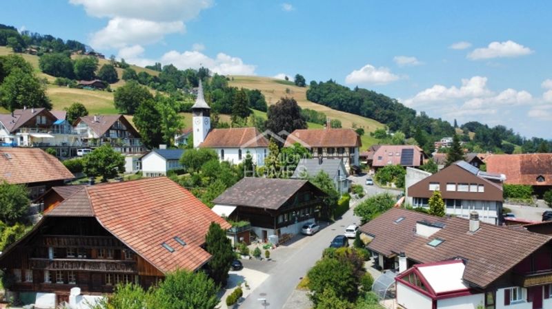 Quadratisch, Praktisch, Gut - Gartenwohnung im Dorfzentrum - 2