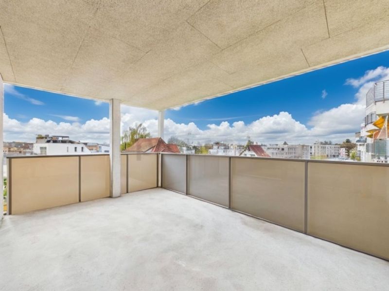 WEITBLICK MIT MODERNEM AUSBAU - 9