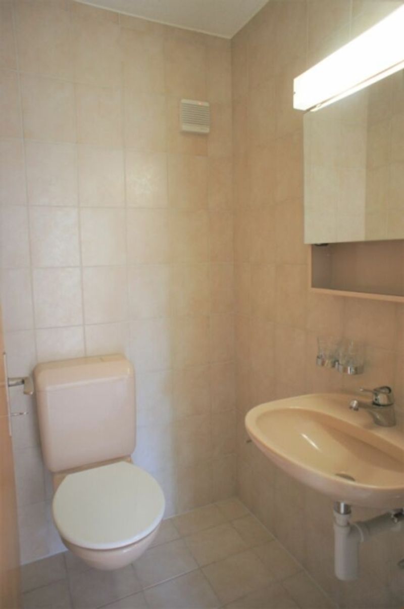 Modern, zentral gelegen, mit grossem Balkon im Grünen! - 11