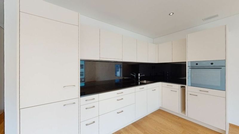 Helle 2.5 Zimmer-Wohnung - 6