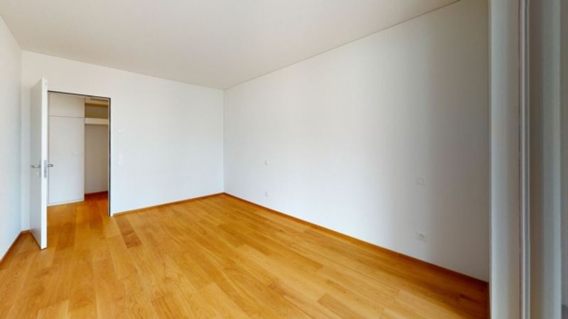 Helle 2.5 Zimmer-Wohnung - 9