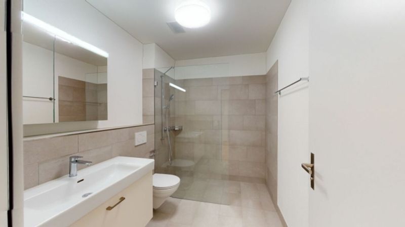 Helle 2.5 Zimmer-Wohnung - 10