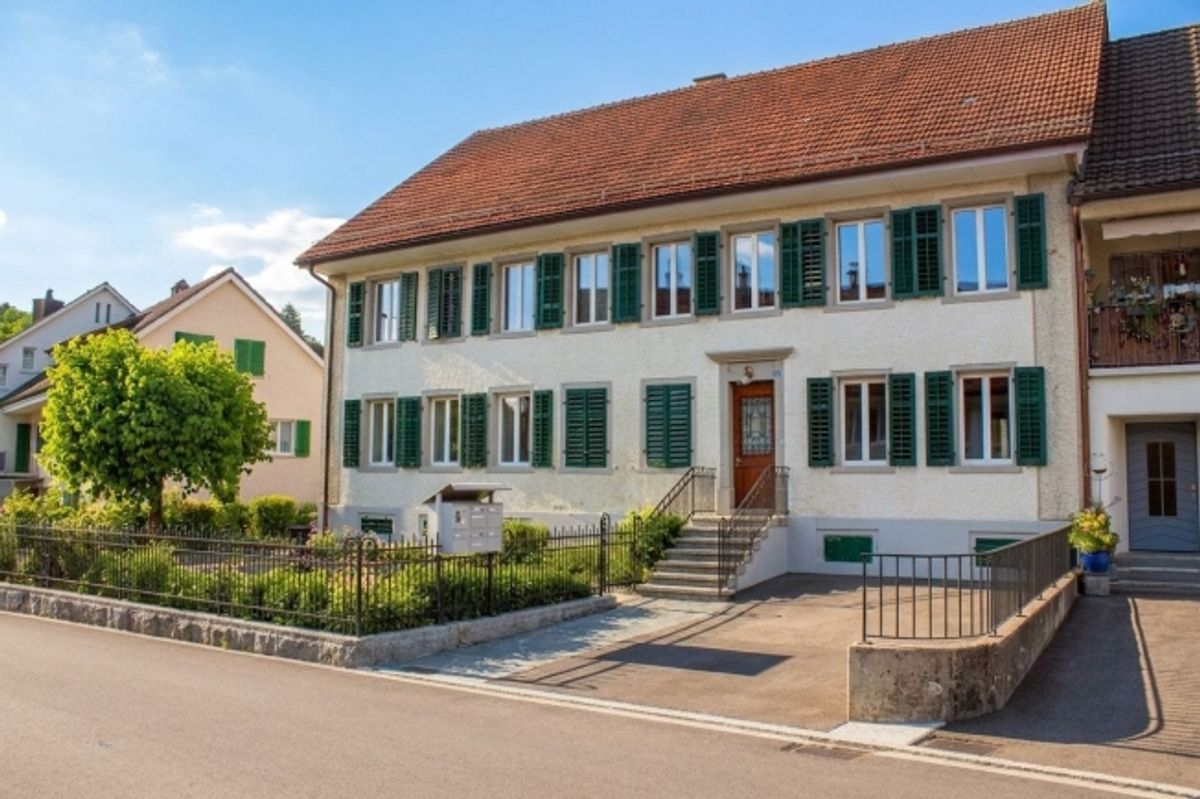Gepflegtes Mehrfamilienhaus mit 4 Einheiten - 0