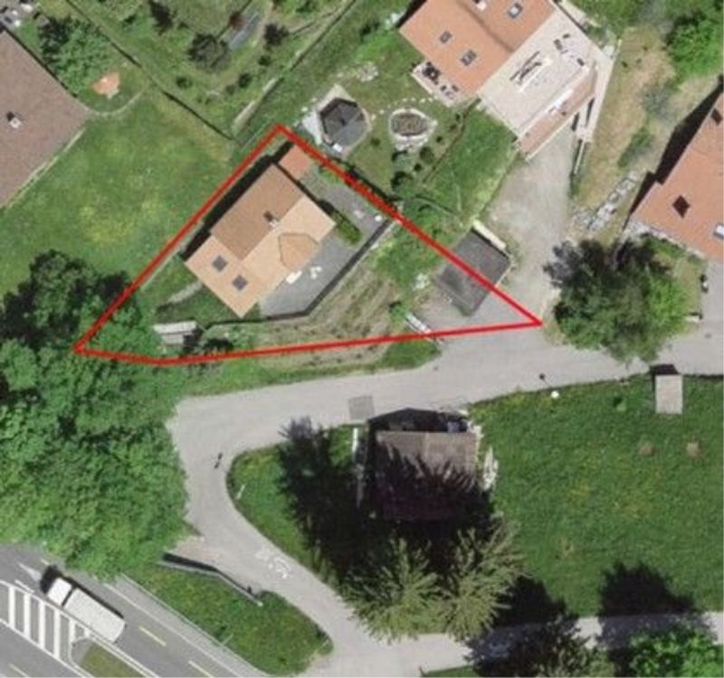 *Hoch stehende, freistehende Villa* - 5