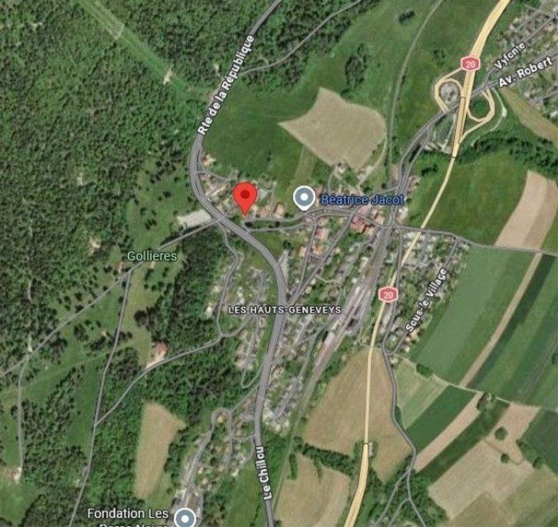 *Hoch stehende, freistehende Villa* - 6