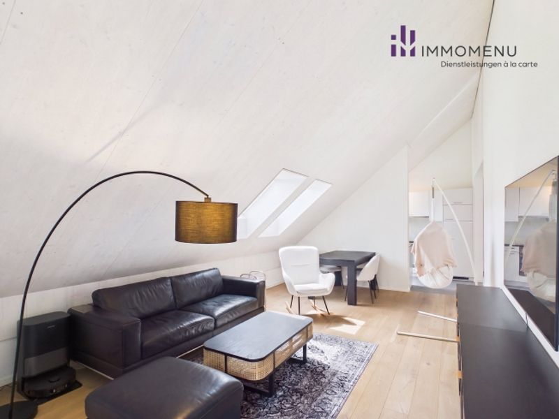 Moderne 2.5-Zimmer-Attikawohnung mit Weitsicht in Oberweningen - 2