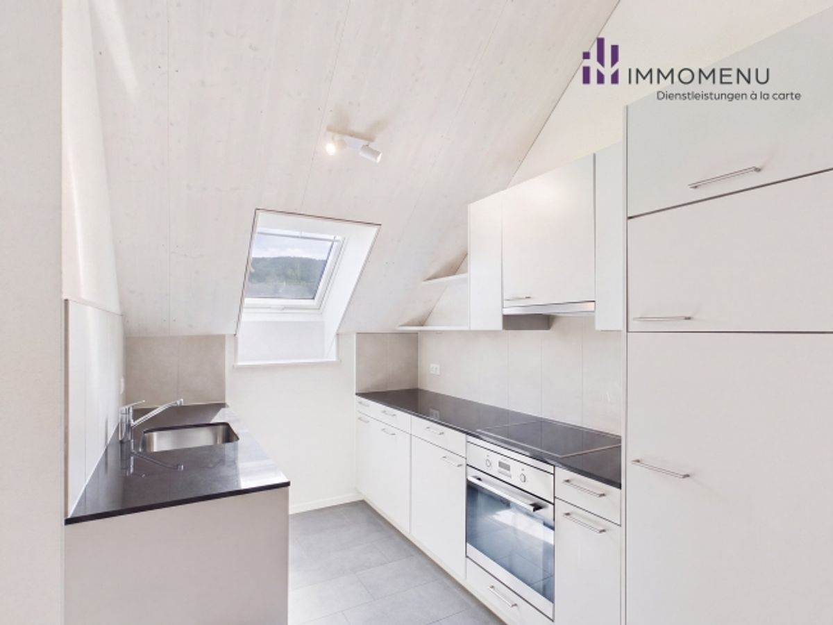 Moderne 2.5-Zimmer-Attikawohnung mit Weitsicht in Oberweningen - 7