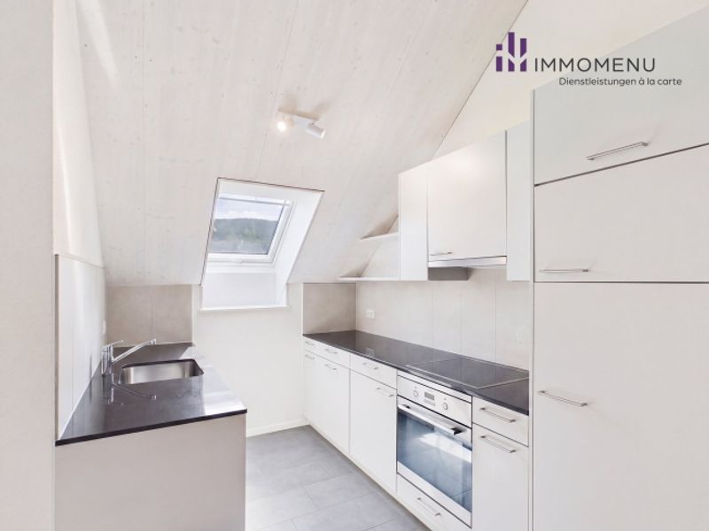 Moderne 2.5-Zimmer-Attikawohnung mit Weitsicht in Oberweningen - 8