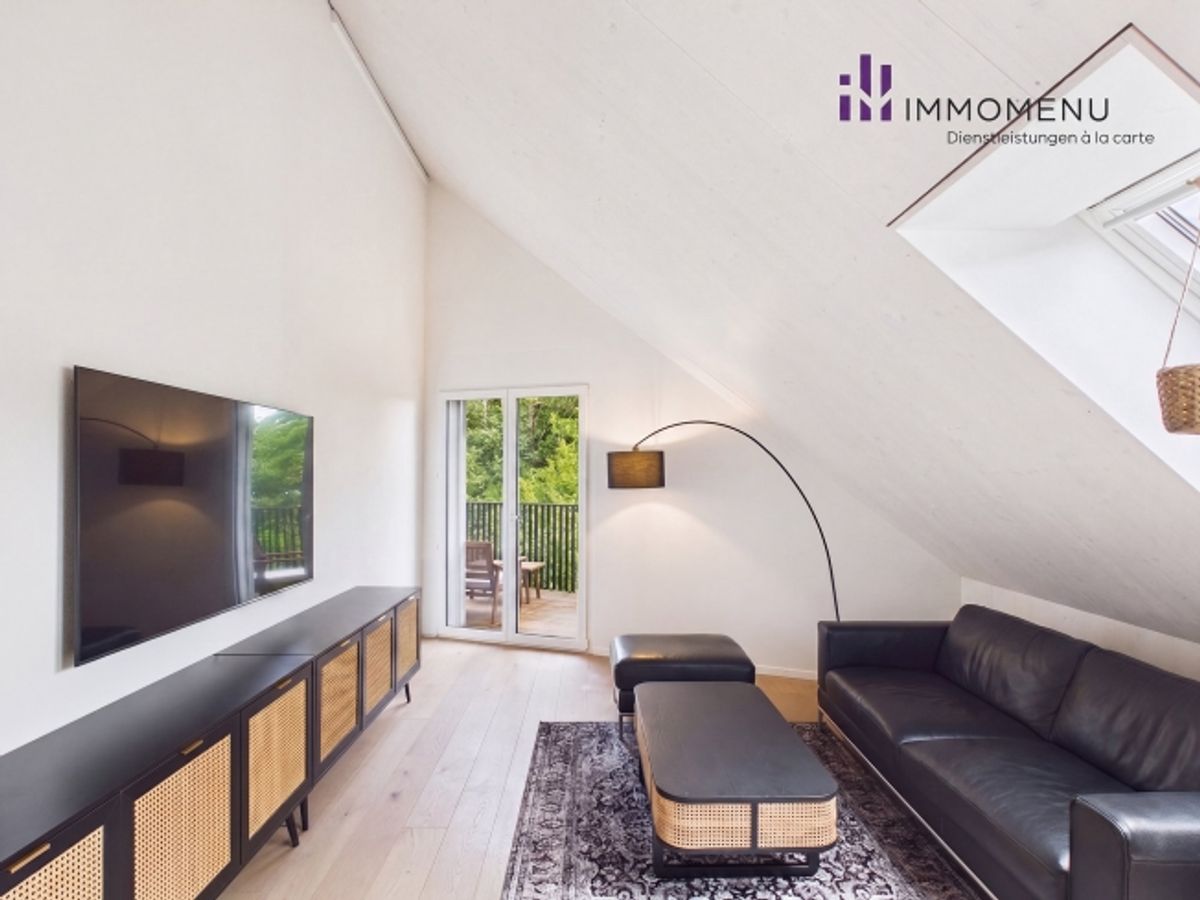 Moderne 2.5-Zimmer-Attikawohnung mit Weitsicht in Oberweningen - 8