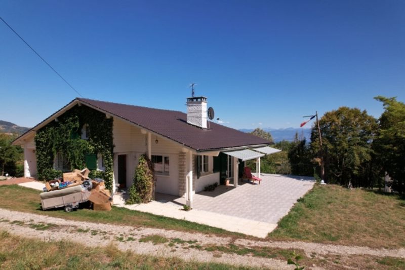 Geräumig, freistehend in einer ruhigen Gegend mit Blick - 6