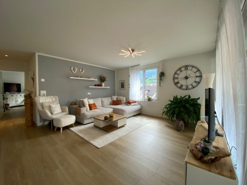 schöne 3.5-Zimmer-Wohnung inmitten von Mels - 1