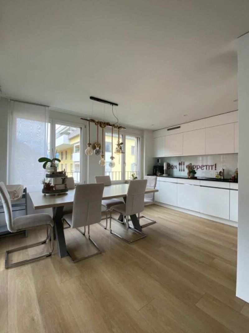 schöne 3.5-Zimmer-Wohnung inmitten von Mels - 2