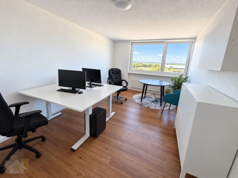 Schöne, helle 5,5 Zimmer Wohnung - 9