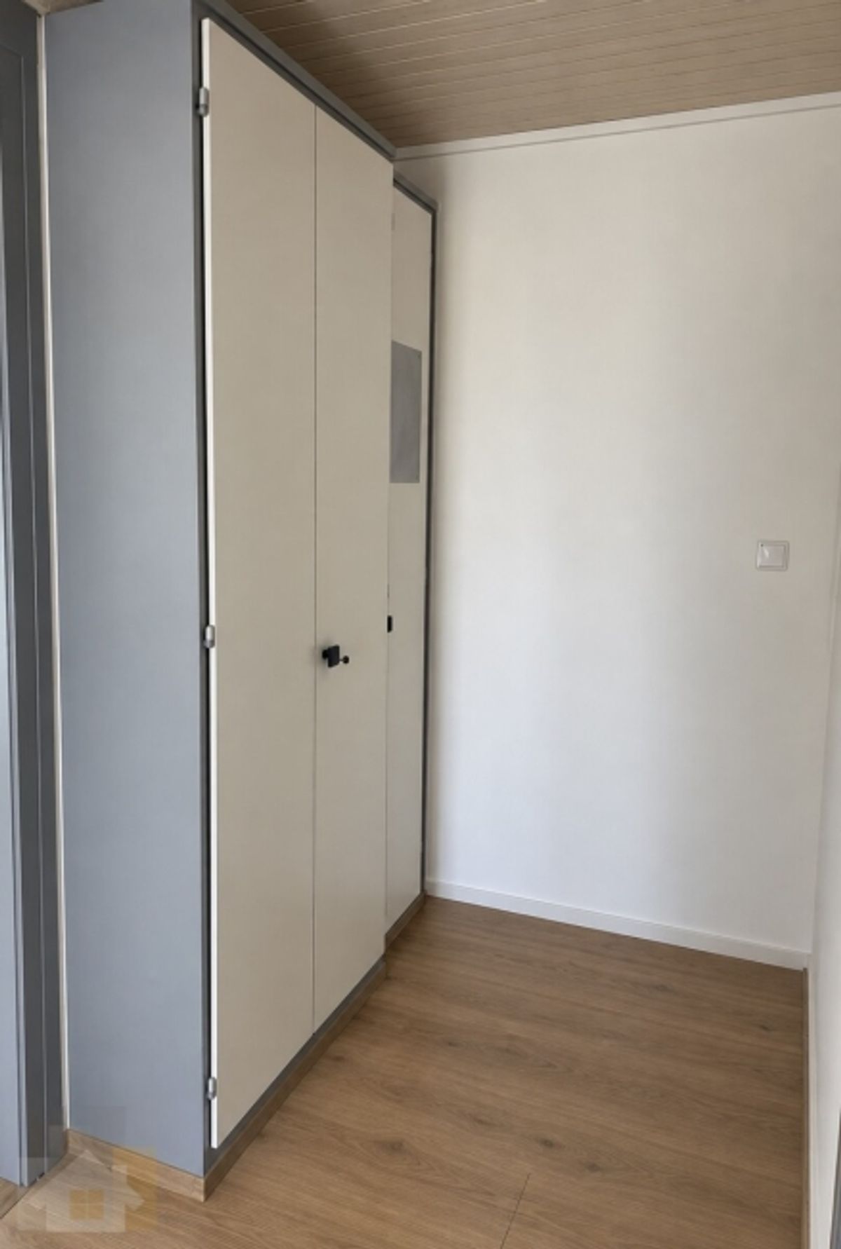 Frisch renovierte 4.5 Zimmer Wohnung nähe Bahnhof - 3