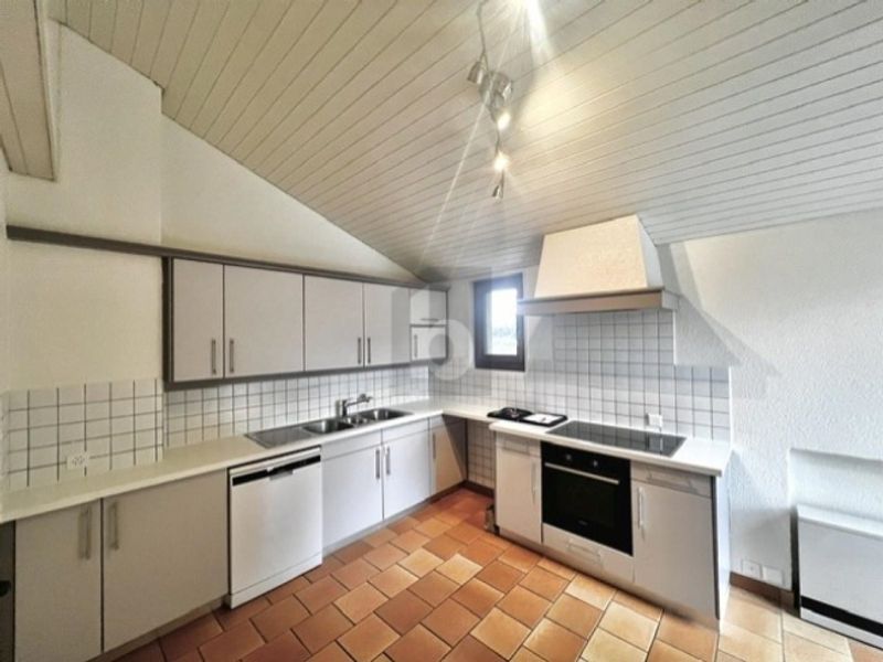 AU CALME DANS UN HAMEAU EN CAMPAGNE - 3