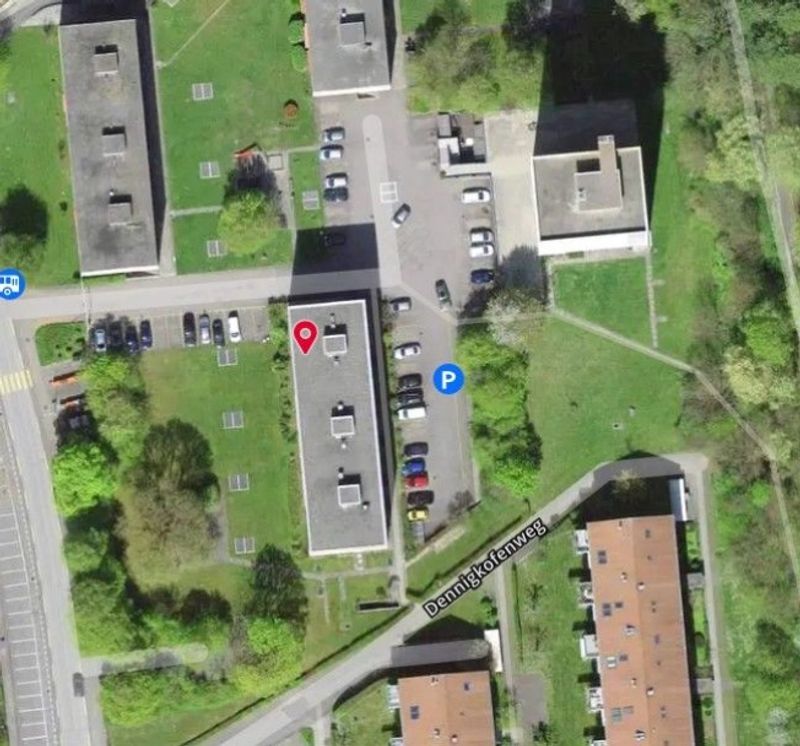 *Wohnung im 4. OG mit Autoeinstellplatz* - 2