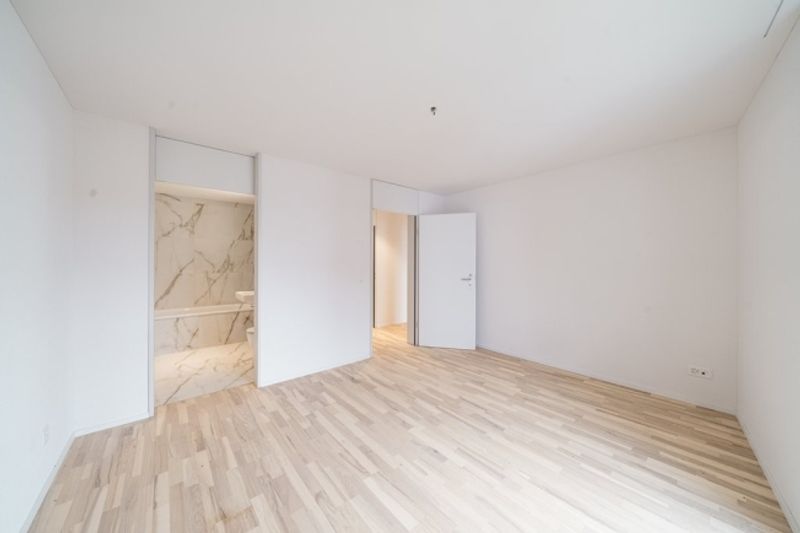 ATTRAKTIVE 3.5 ZIMMER-WOHNUNG MIT GEHOBENEM AUSBAUSTANDARD - 5