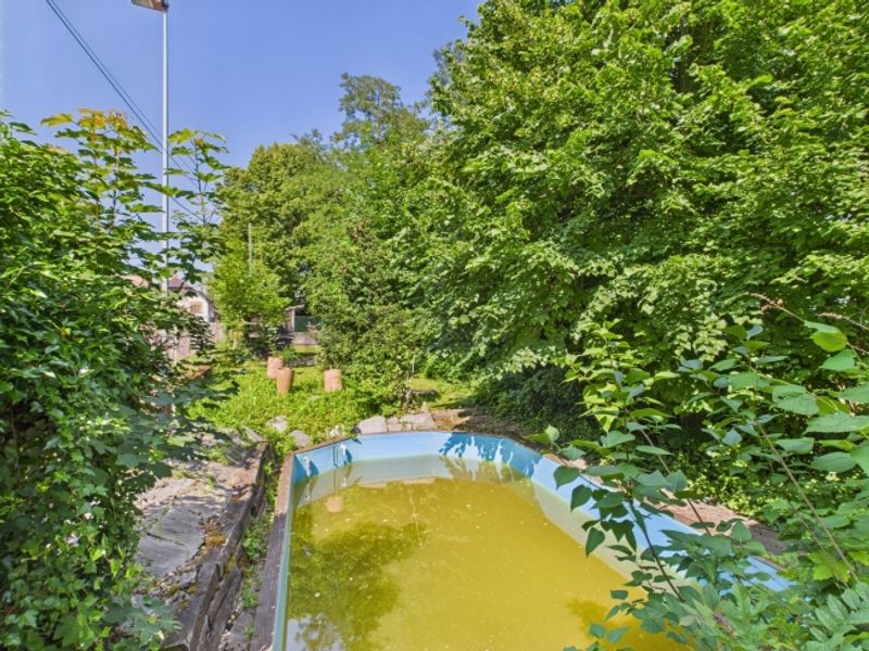 Exklusives Einfamilienhaus in ruhiger Waldrandlage mit Seesicht und Garten - 11