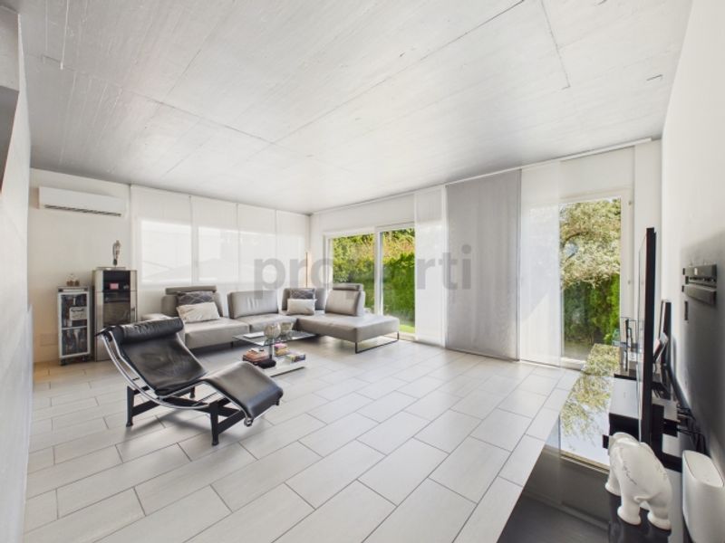 Villa moderna ad Ascona  Spazi generosi, giardino e terrazzi - 12