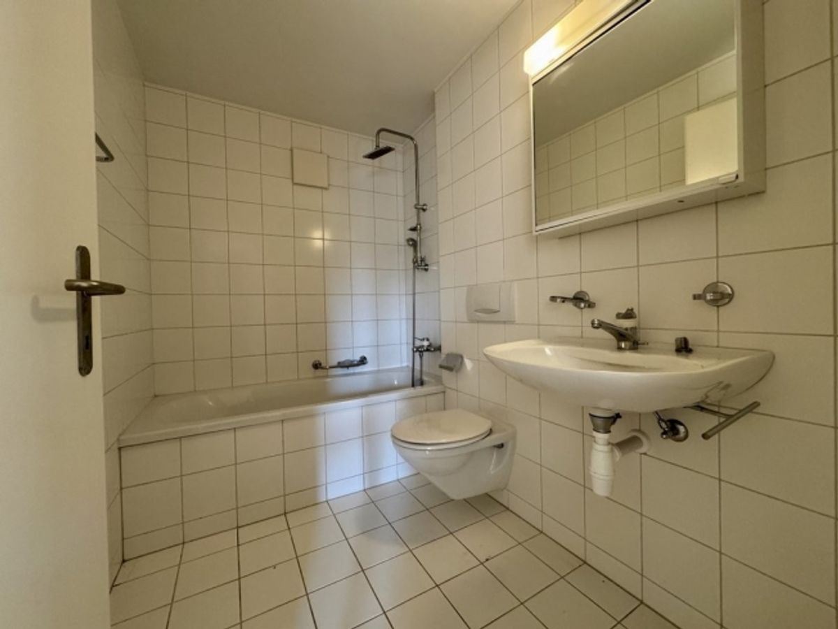 GEMÜTLICHE WOHNUNG IN STADTNÄHE -1x MIETZINS GESCHENKT - 10