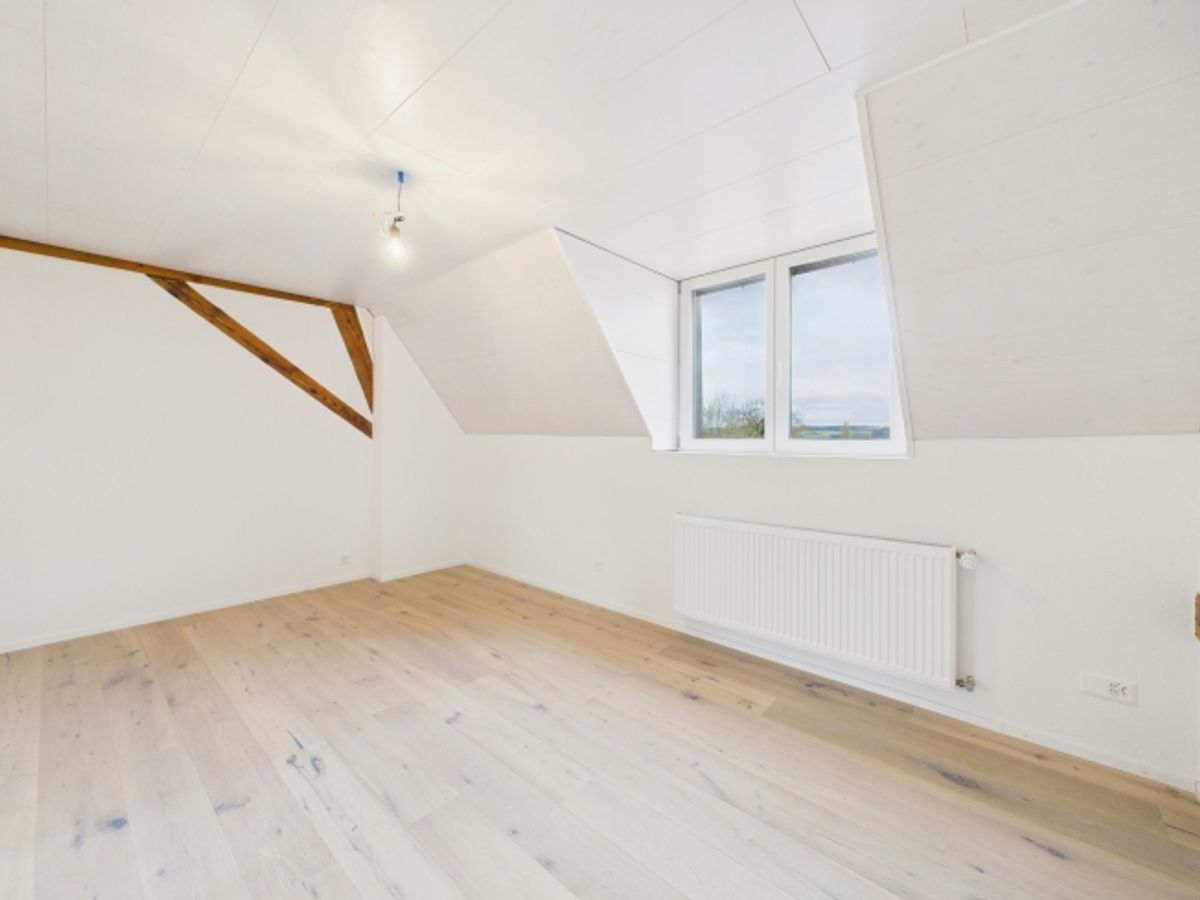 Exklusive 6.5-Zimmer Maisonette-Wohnung in Bettlach - Erstbezug nach Renovierung - 5
