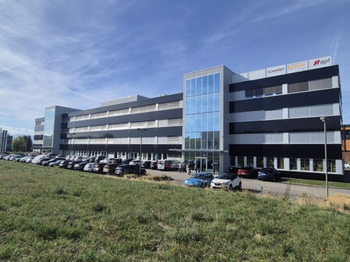 Superbes surfaces de bureaux modernes accessibilité CFF et parkings - 1