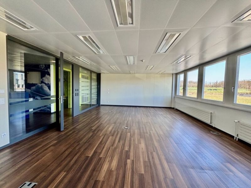 Superbes surfaces de bureaux modernes accessibilité CFF et parkings - 7