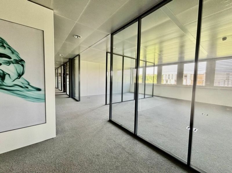Superbes surfaces de bureaux modernes accessibilité CFF et parkings - 9