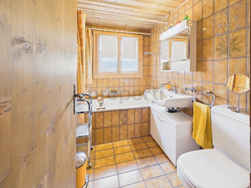 Stilvolle möbilierte 2.5-Zimmer-Dachwohnung - 6