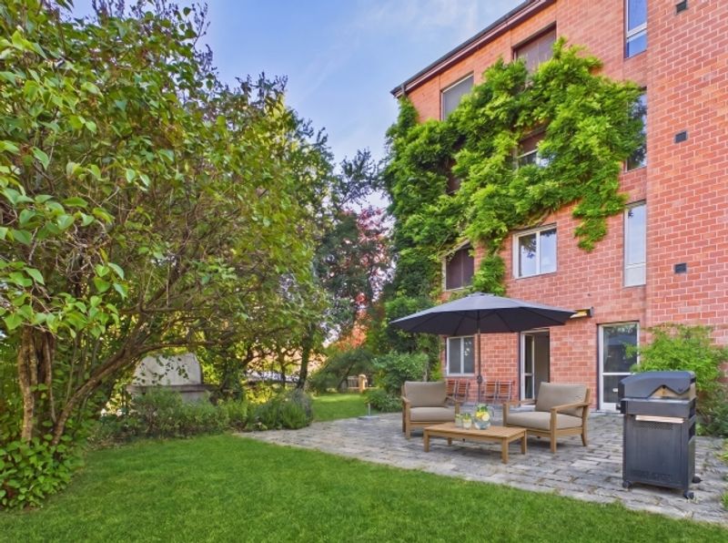 Charmante und naturnahe 4.5-Zi.-Wohnung mit einzigartiger Gemeinschaftsanlage, Pool und Zirbenholz-Sauna in Arisdorf - 10