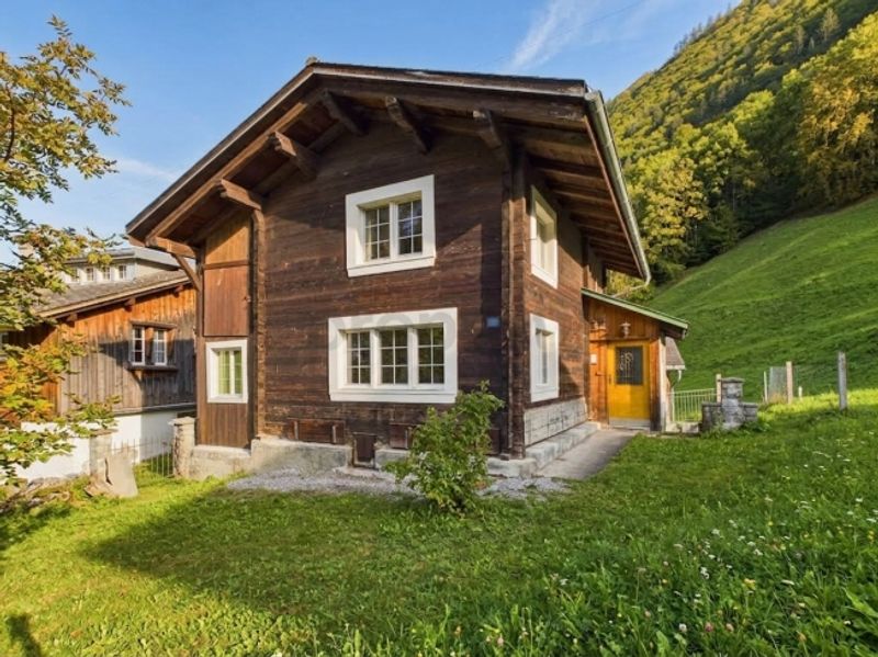 Ferienhaus an idyllischer Lage mit Bergblick - 1
