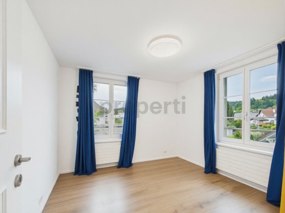 Kernsanierung 2015, viel Platz für die ganze Familie und sonniger Garten mit Pergola - 7