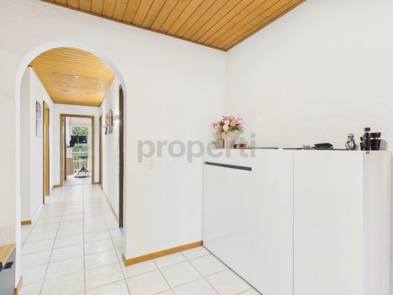 Stilvoll renoviertes Wohnglück mit sonnigem Balkon - 4