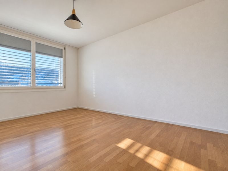 traumhafte 3.5-Zimmer-Wohnung mit grosser Loggia - 5
