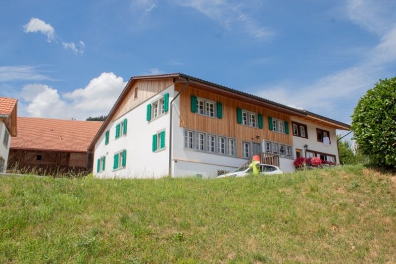 Ein Zuhause mit Geschichte, Weitblick und aussergewöhnlicher Freiheit - 1