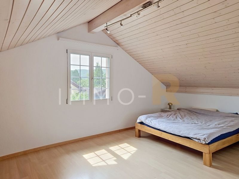 Prächtige Villa mit 7,5 Zimmern und beheiztem Pool - 12