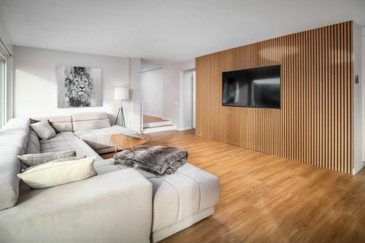 Hochwertiges Einfamilienhaus mit Pool und Weitsicht - 10